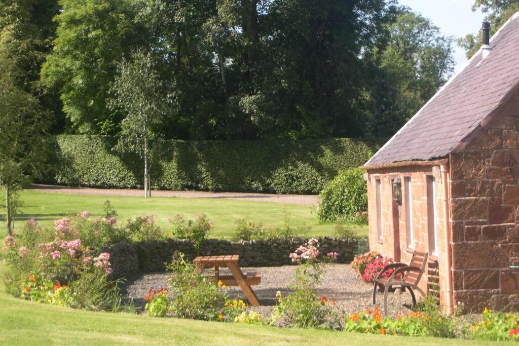 Harleyburn Cottages - Stables&Saddlery Melrose Exteriör bild