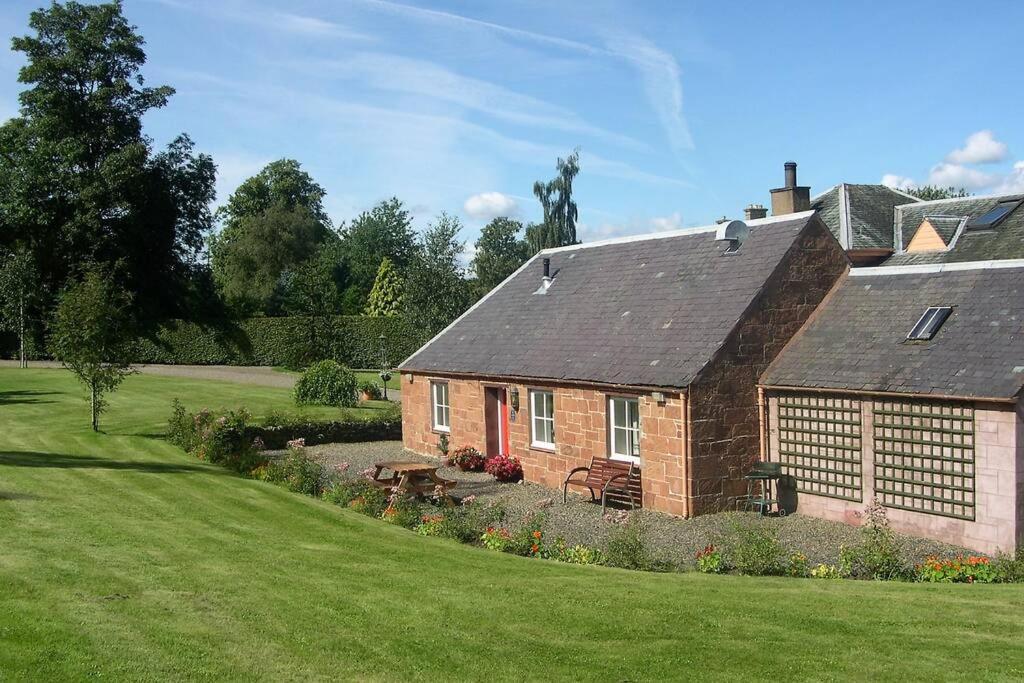 Harleyburn Cottages - Stables&Saddlery Melrose Exteriör bild